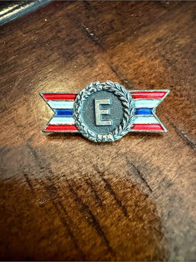 Vintage WWII Sterling Silver Army Navy "E" Award Production Lapel Pin
